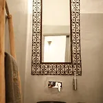 Dandy Cave - Romantic Private & Luxurious - Waterfall Pool - Hot Tub -up To 8 People 别墅 *