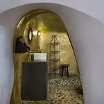 Villa Dandy Cave - Romantic Private & Luxurious - Waterfall Pool - Hot Tub -up To 8 People *